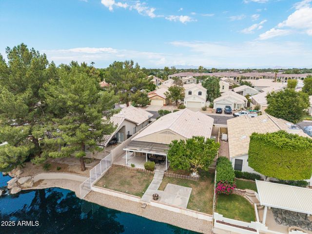24 S WILLOW CREEK Street, Chandler, AZ 85225