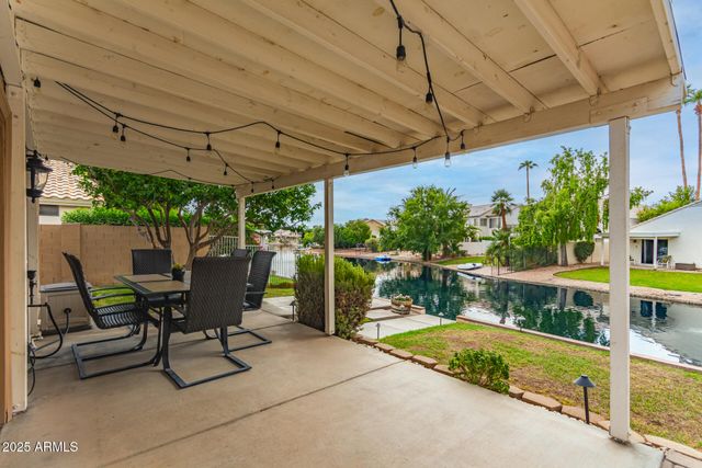 24 S WILLOW CREEK Street, Chandler, AZ 85225