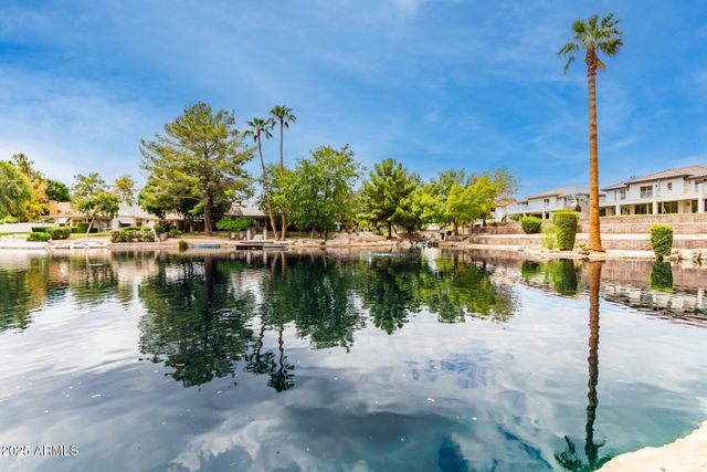 24 S WILLOW CREEK Street, Chandler, AZ 85225