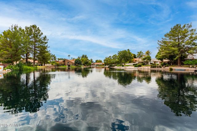 24 S WILLOW CREEK Street, Chandler, AZ 85225