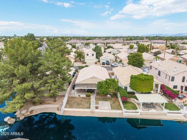 24 S WILLOW CREEK Street, Chandler, AZ 85225