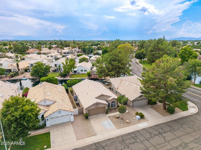 24 S WILLOW CREEK Street, Chandler, AZ 85225