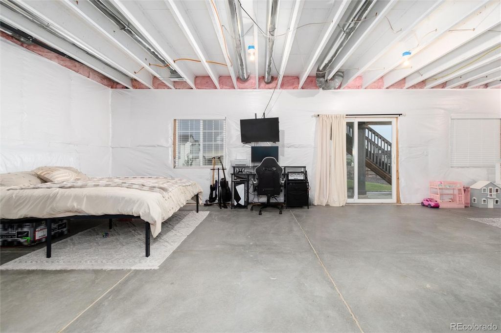 Image 21 of property listing at 39222 Clymer Street, Elizabeth, CO 80107