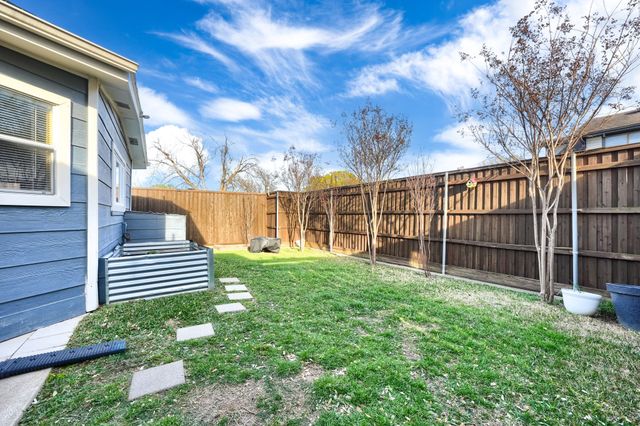 322 Allegheny Trail Lane, Garland, TX 75043