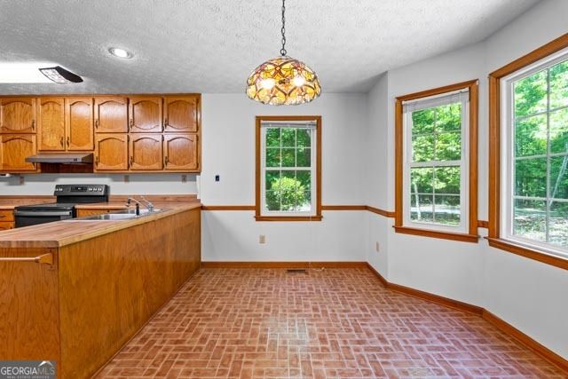290 Kari Glen Drive, Fayetteville, GA 30215