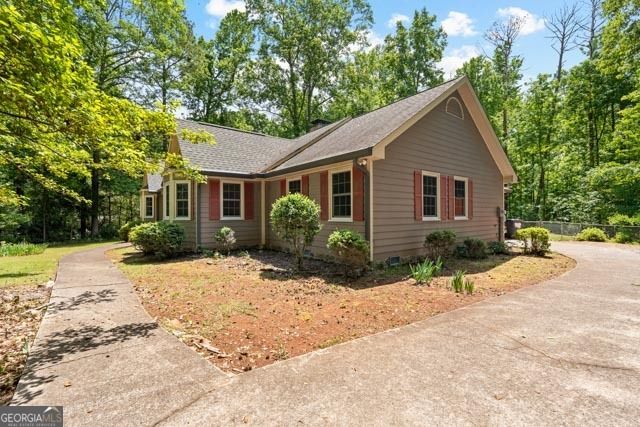 290 Kari Glen Drive, Fayetteville, GA 30215