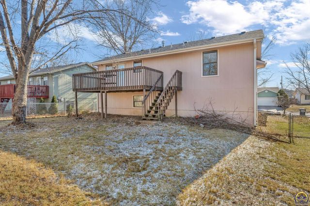 7412 SW 25th ST, Topeka, KS 66614