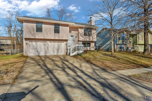 7412 SW 25th ST, Topeka, KS 66614