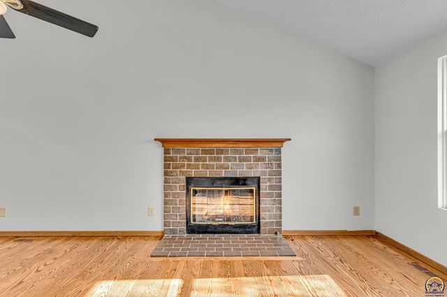 7412 SW 25th ST, Topeka, KS 66614