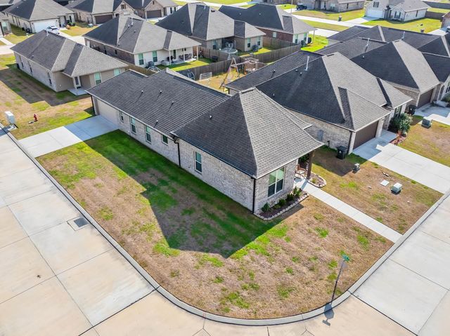 4777 Emile Dr, Houma, LA 70364