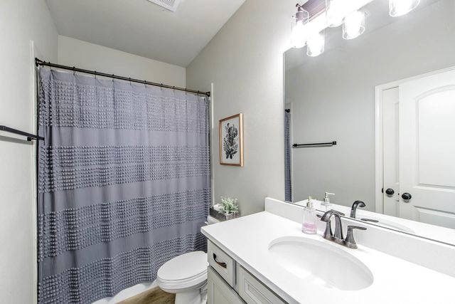 4777 Emile Dr, Houma, LA 70364