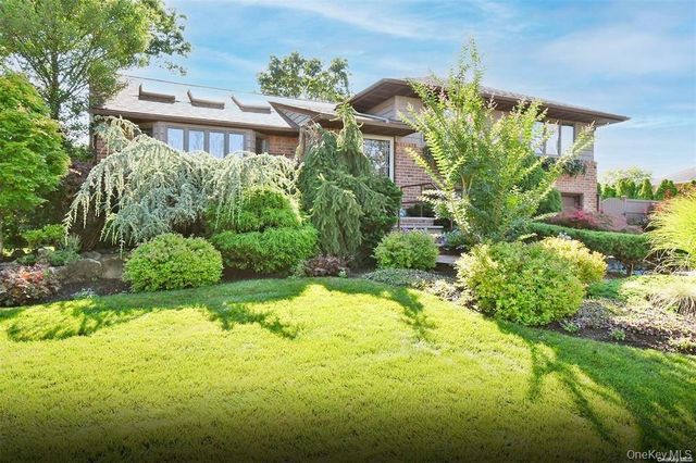1603 Anita Lane, Seaford, NY 11783