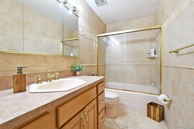 1603 Anita Lane, Seaford, NY 11783