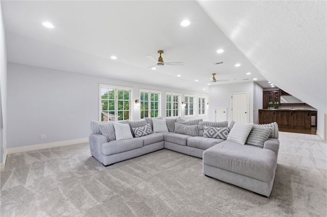 3618 Howard Nickell Road, Fayetteville, AR 72704