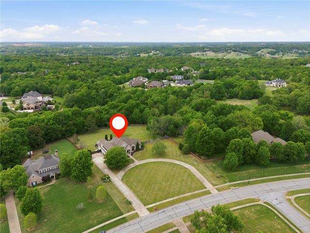 3618 Howard Nickell Road, Fayetteville, AR 72704