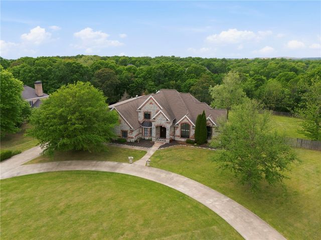 3618 Howard Nickell Road, Fayetteville, AR 72704