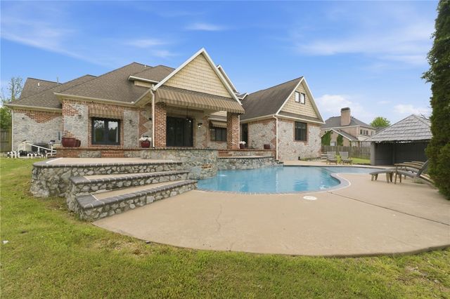 3618 Howard Nickell Road, Fayetteville, AR 72704