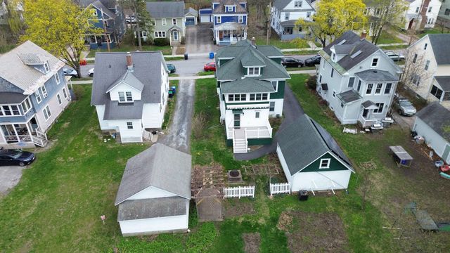 25 University Terrace, Burlington, VT 05401