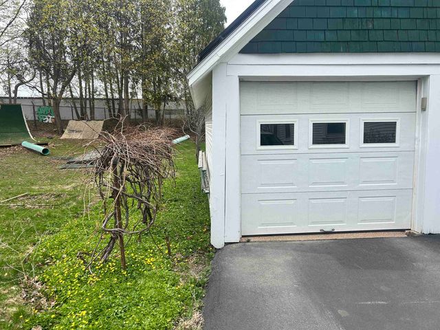 25 University Terrace, Burlington, VT 05401