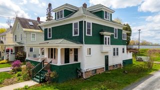25 University Terrace, Burlington, VT 05401