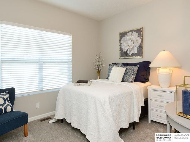 12957 S 54 Street, Papillion, NE 68138