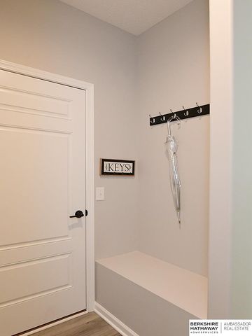 12957 S 54 Street, Papillion, NE 68138