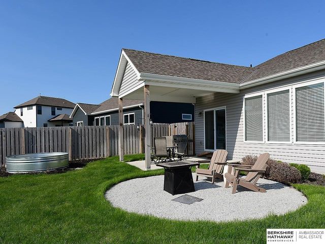 12957 S 54 Street, Papillion, NE 68138