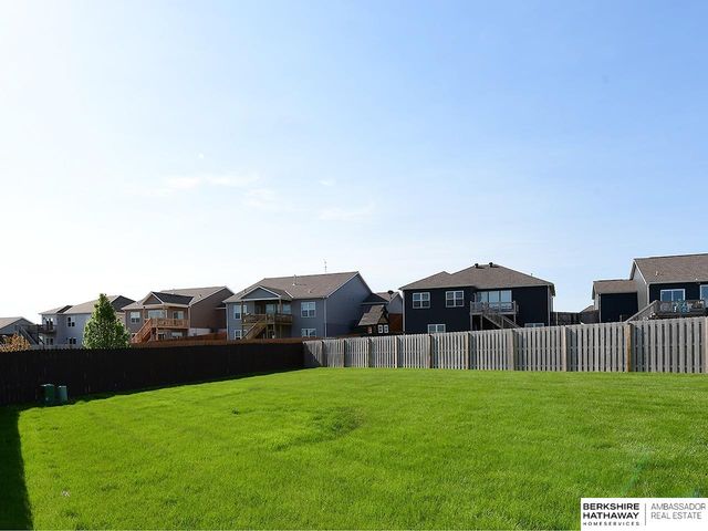 12957 S 54 Street, Papillion, NE 68138