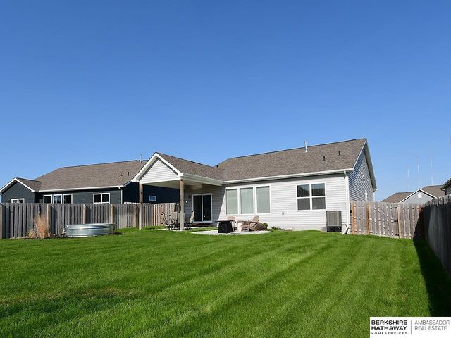 12957 S 54 Street, Papillion, NE 68138