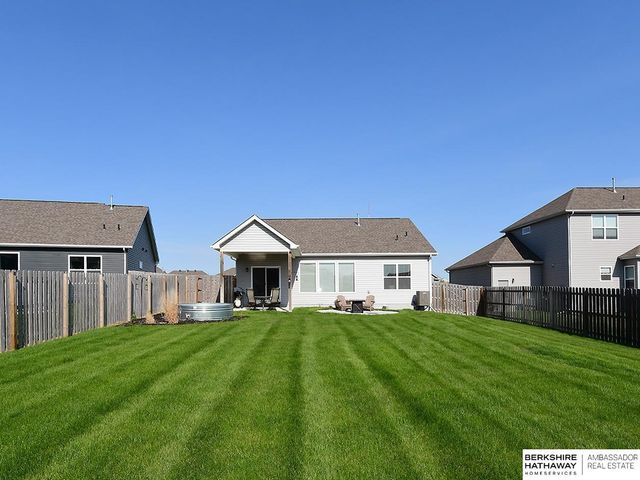 12957 S 54 Street, Papillion, NE 68138