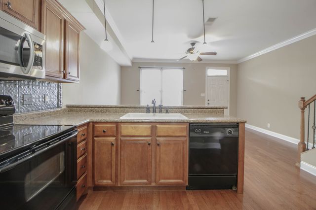 605 Anderson Drive, Clarksville, TN 37040