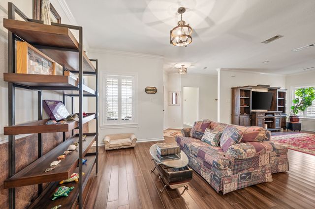 201 Pioneer Drive A, Keene, TX 76059