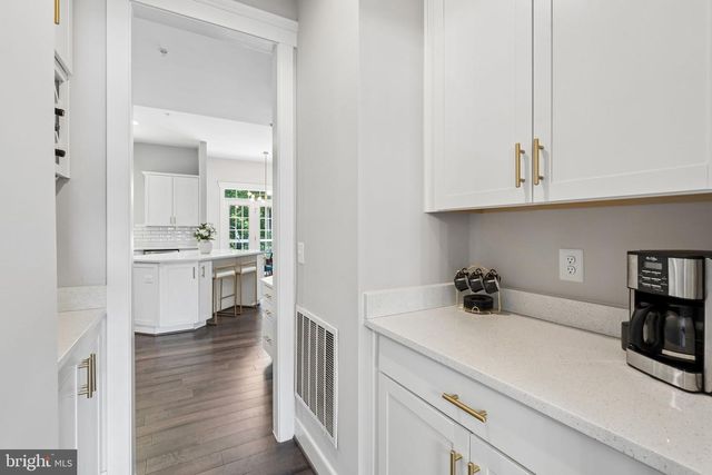 2019 BASIL HALL CT, Gambrills, MD 21054