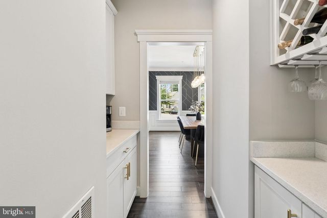 2019 BASIL HALL CT, Gambrills, MD 21054