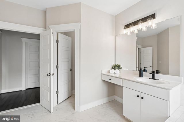 2019 BASIL HALL CT, Gambrills, MD 21054