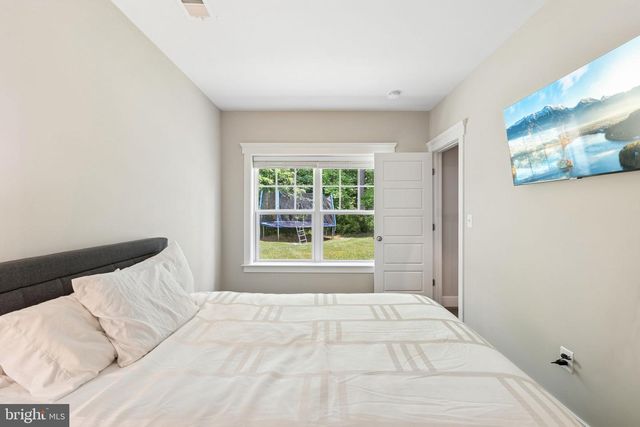 2019 BASIL HALL CT, Gambrills, MD 21054