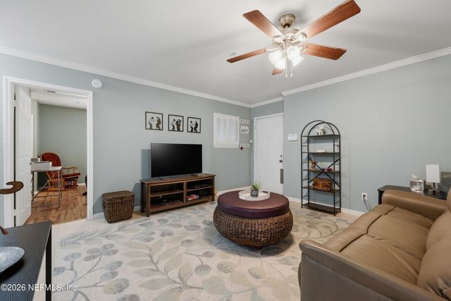 1701 THE GREENS Way 1923, Jacksonville Beach, FL 32250