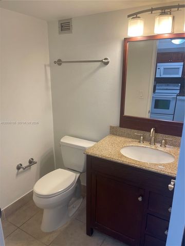 1901 Brickell Ave B1504, Miami, FL 33129