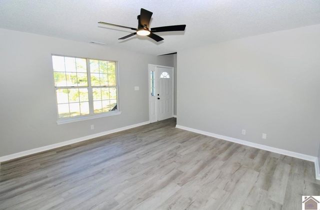 680 680 Artic, Oak Grove, KY 42262