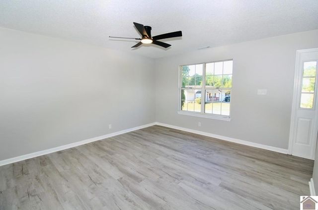 680 680 Artic, Oak Grove, KY 42262