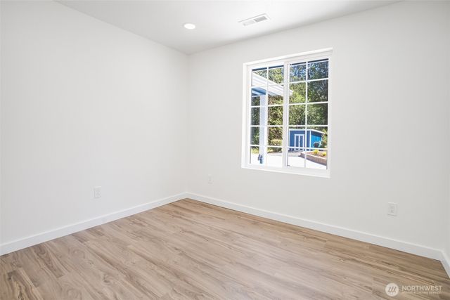 252 Wake Robin Lane, Longview, WA 98632