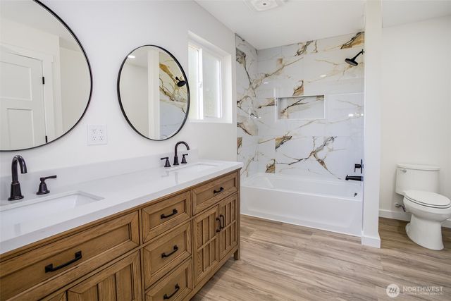 252 Wake Robin Lane, Longview, WA 98632