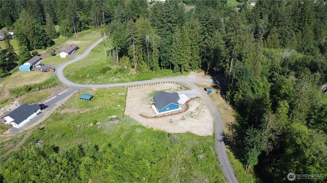 252 Wake Robin Lane, Longview, WA 98632