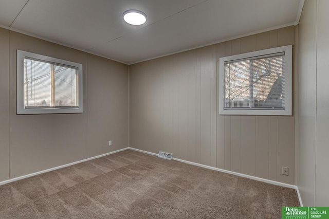 3857 Vinton Street, Omaha, NE 68105