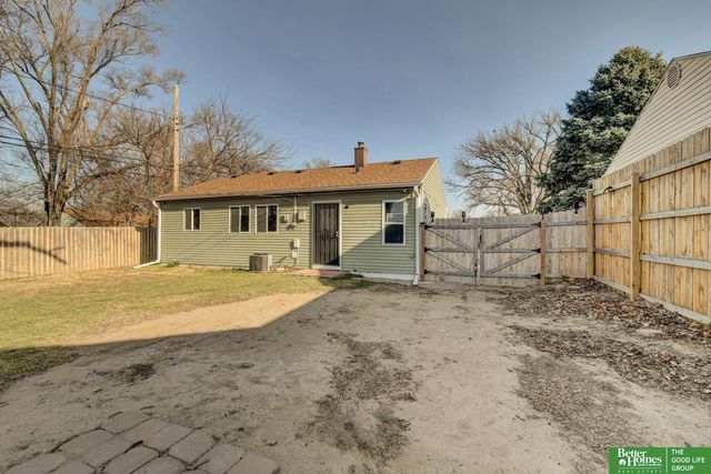 3857 Vinton Street, Omaha, NE 68105