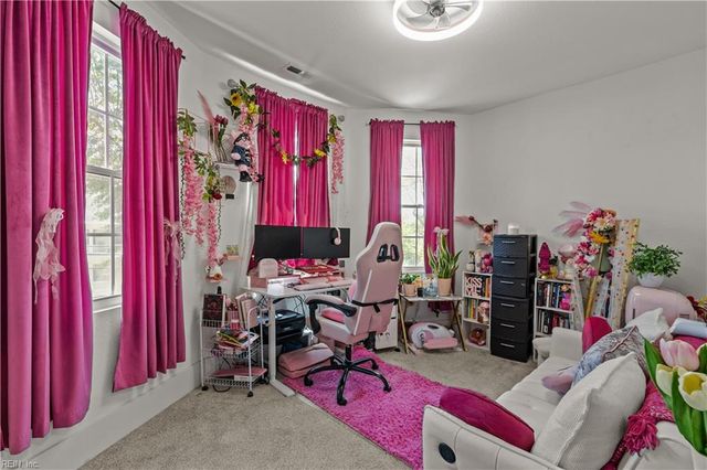 205 Cedar ST, Suffolk, VA 23434