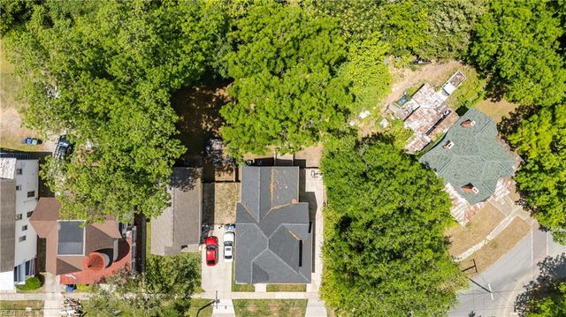 205 Cedar ST, Suffolk, VA 23434