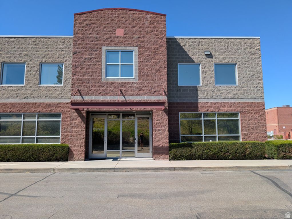 8731 S SANDY PKWY #108, Sandy, UT 84070 — exterior