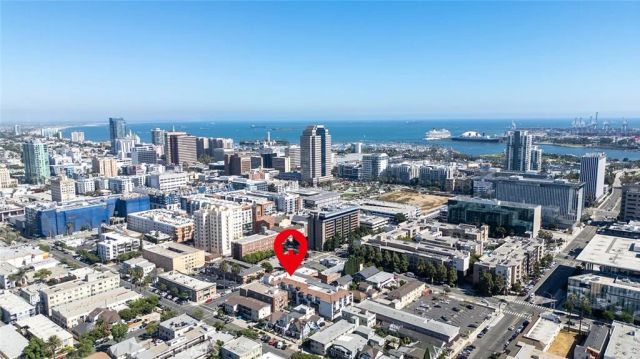 327 Chestnut Avenue 102, Long Beach, CA 90802