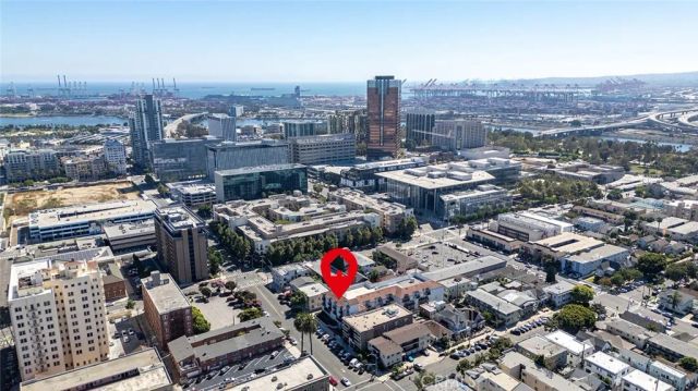 327 Chestnut Avenue 102, Long Beach, CA 90802